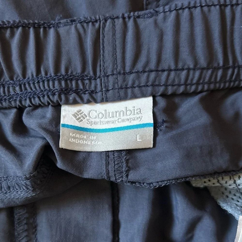 Columbia Blue Cargo Shorts with Elastic Waistband